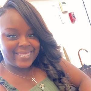 Meet your Posher, Ebony